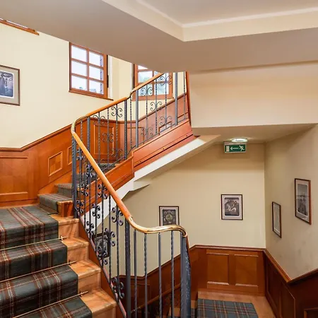 Aparthotel Pod Plani