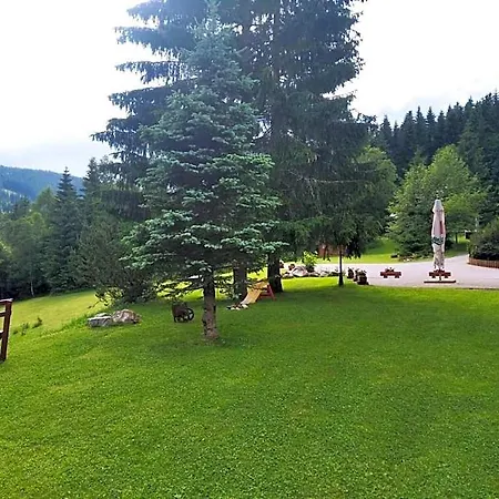 Pod Plani Апарт-отель 3*