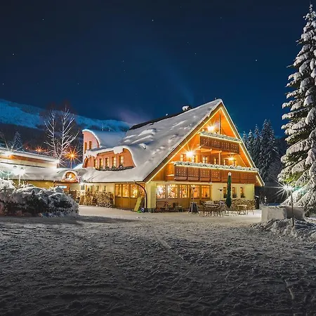 Apart-hotel Pod Plání