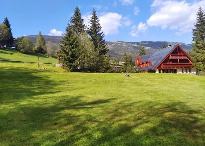 Aparthotel Pod Plání 3*